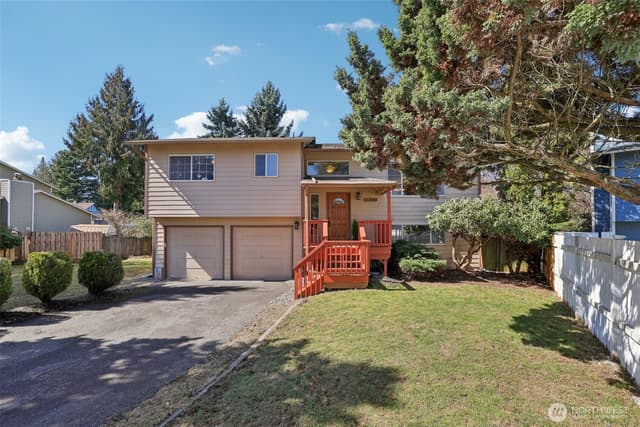Property photo for 11208 SE 234th Place, Kent photo 2