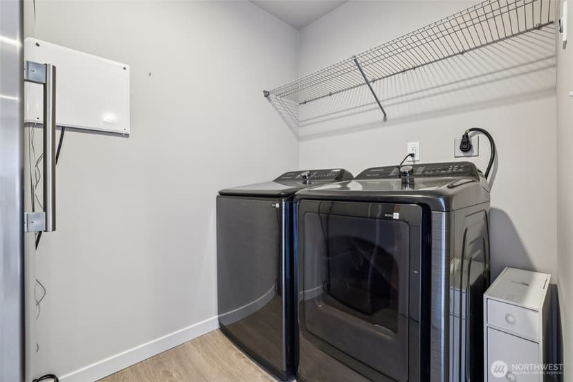 Property photo for 8410 17th Avenue SW #3, Seattle photo 34