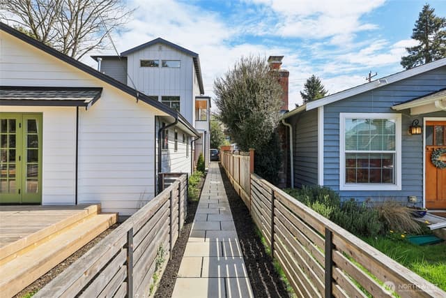 Property photo for 8410 17th Avenue SW #3, Seattle photo 5