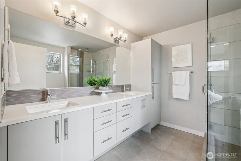 Property photo for 8410 17th Avenue SW #3, Seattle photo 29