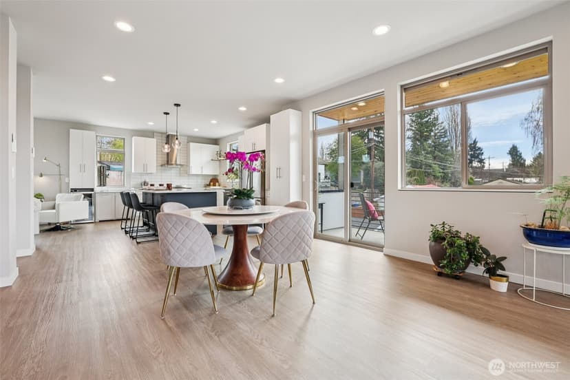 Property photo for 8410 17th Avenue SW #3, Seattle photo 16