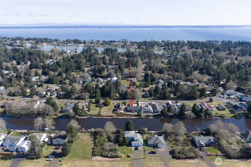 Property photo for 673 Island Circle SE, Ocean Shores photo 28