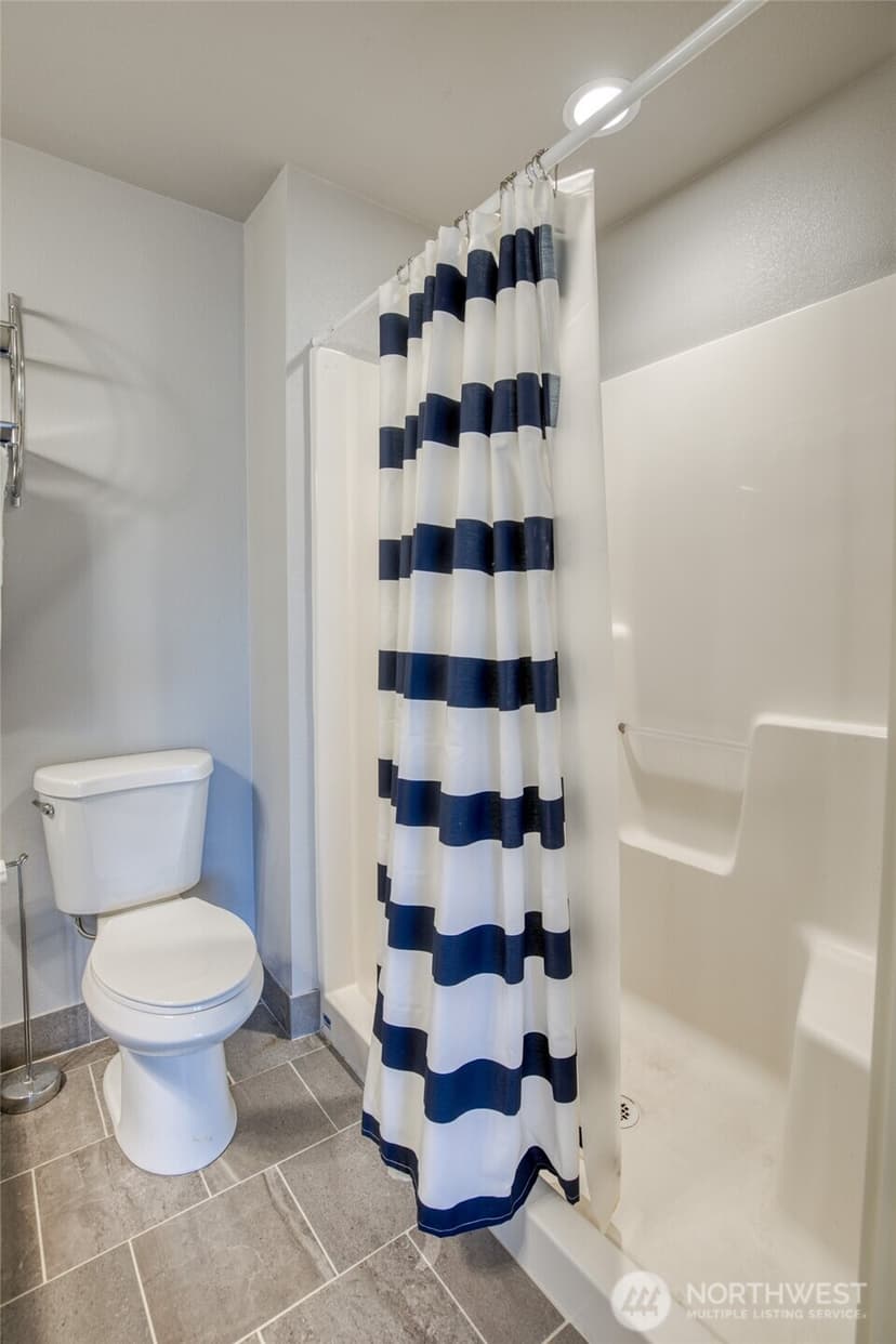 Property photo for 673 Island Circle SE, Ocean Shores photo 18