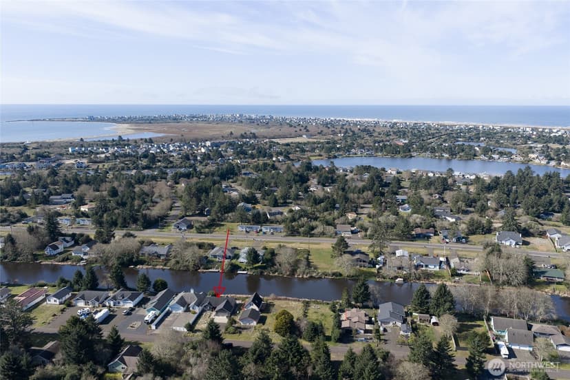 Property photo for 673 Island Circle SE, Ocean Shores photo 30