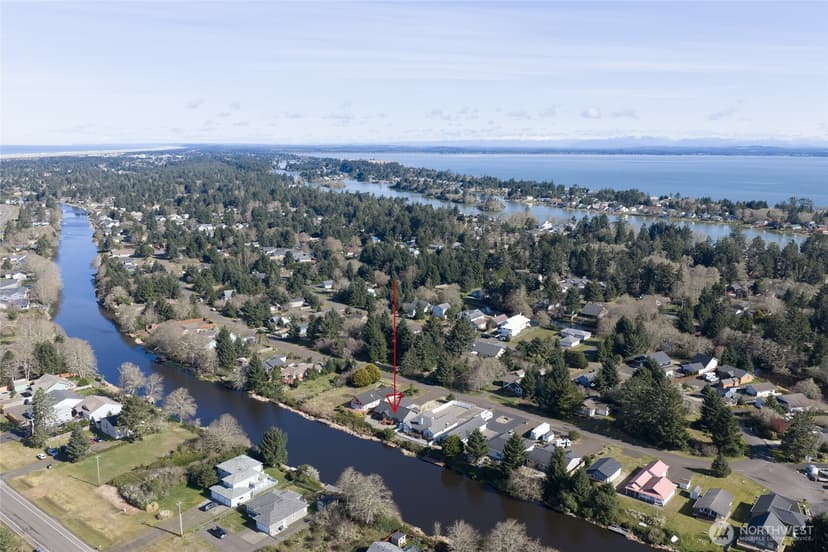 Property photo for 673 Island Circle SE, Ocean Shores photo 29