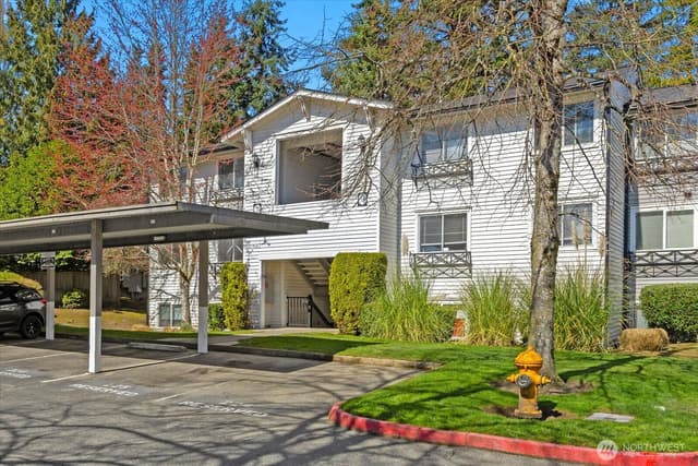 Property photo for 15415 35th Avenue W #C301, Lynnwood