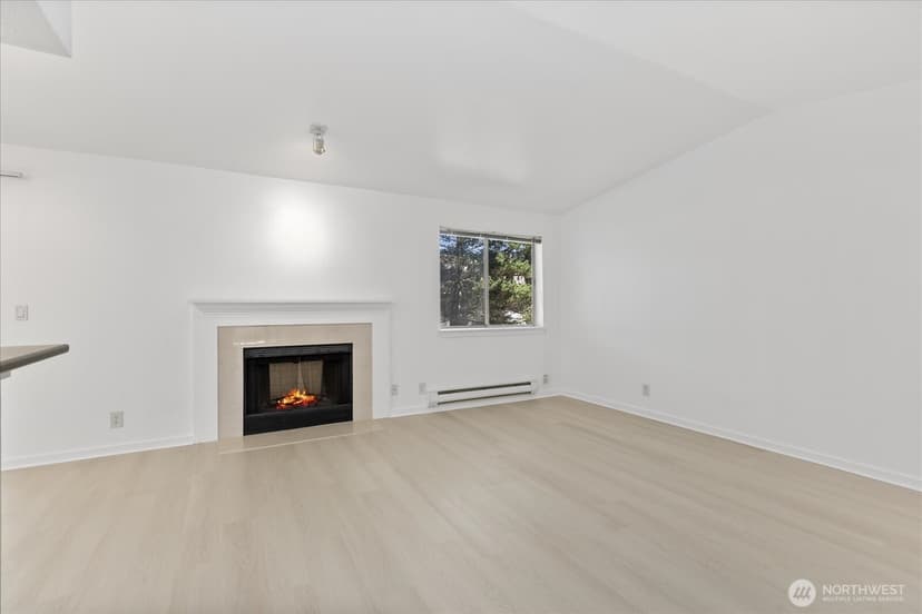Property photo for 15415 35th Avenue W #C301, Lynnwood photo 7
