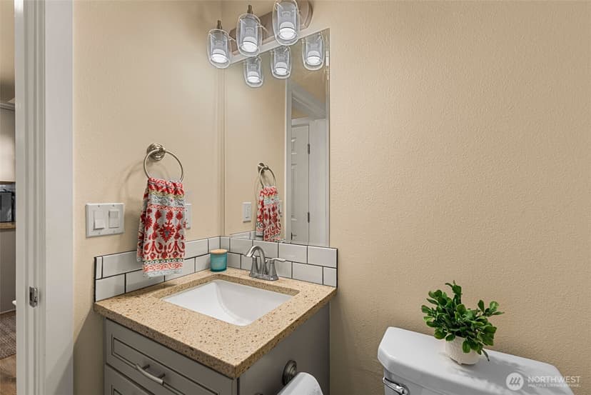 Property photo for 617 E Wapato Avenue, Chelan photo 12