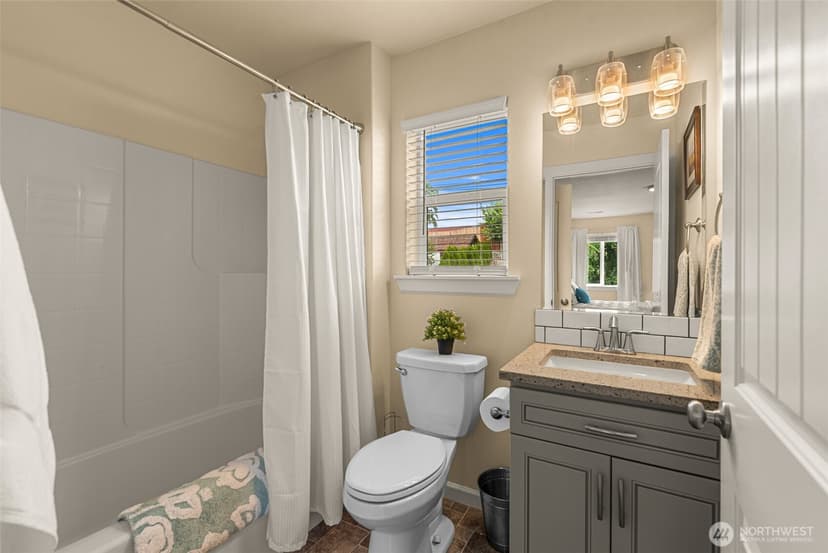 Property photo for 617 E Wapato Avenue, Chelan photo 15