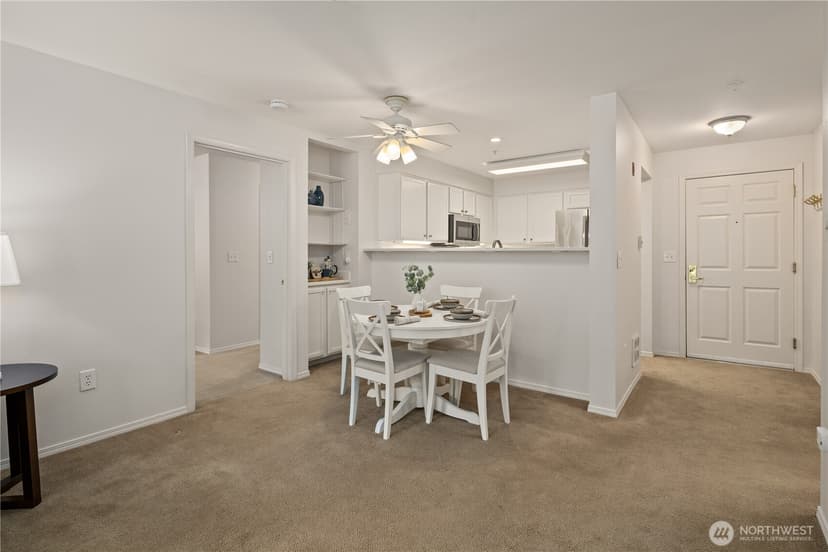 Property photo for 4133 224th Lane SE #302, Issaquah photo 9