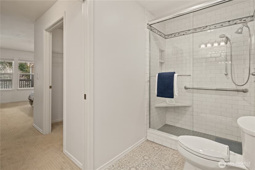 Property photo for 4133 224th Lane SE #302, Issaquah photo 22