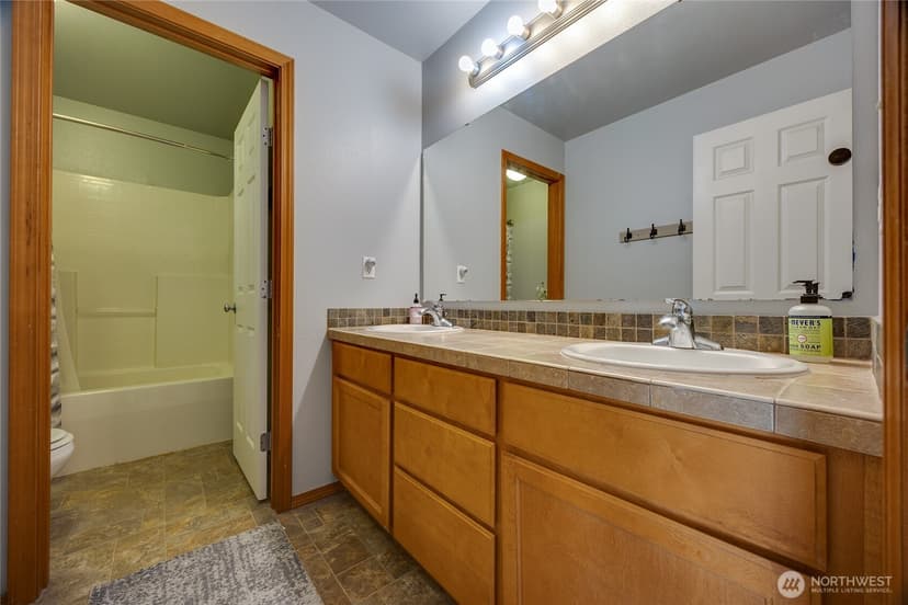 Property photo for 18623 87th Avenue Ct E, Puyallup photo 35