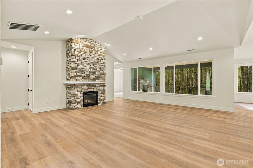 Property photo for 2128 277th Place NE, Arlington photo 5