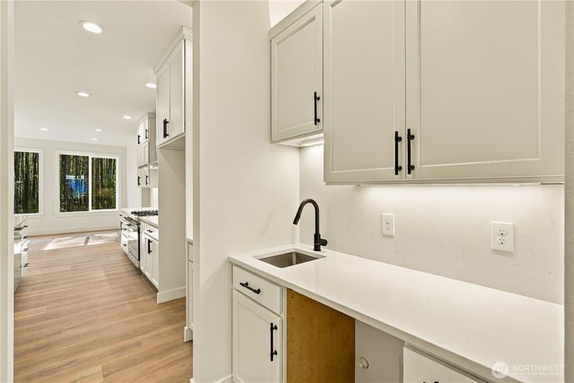 Property photo for 2128 277th Place NE, Arlington photo 16