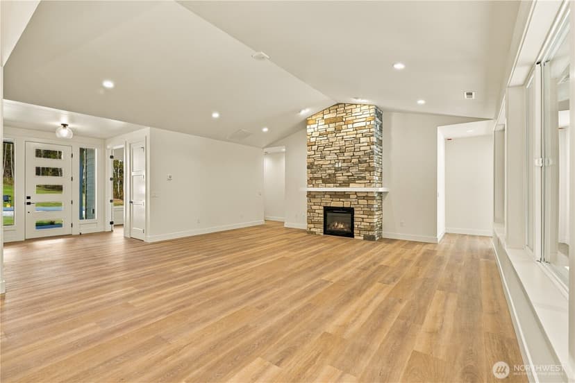 Property photo for 2128 277th Place NE, Arlington photo 7