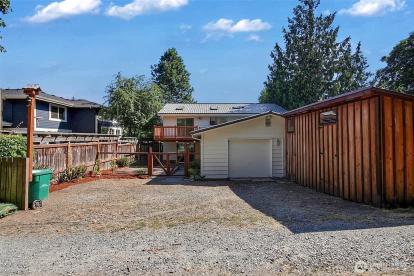 Property photo for 310 9th Avenue, Kirkland photo 23