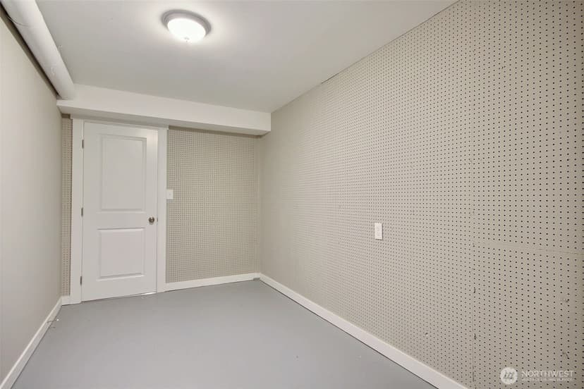 Property photo for 310 9th Avenue, Kirkland photo 14