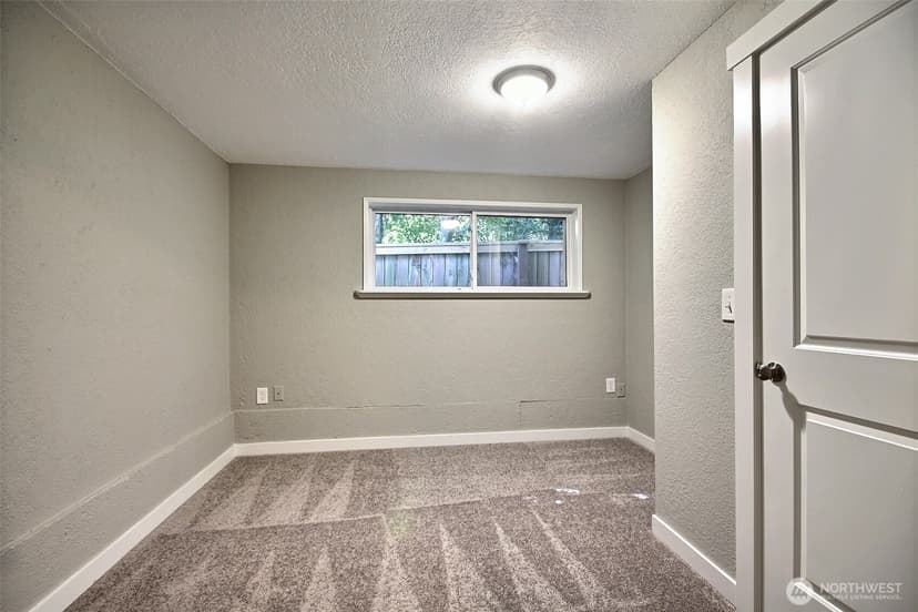 Property photo for 310 9th Avenue, Kirkland photo 13