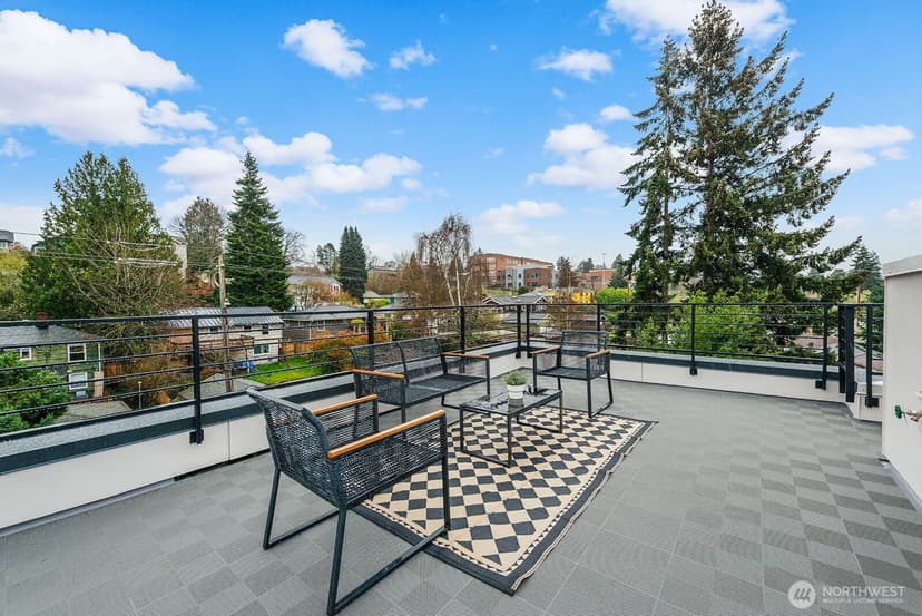 Property photo for 3216 47th Avenue SW, Seattle photo 15