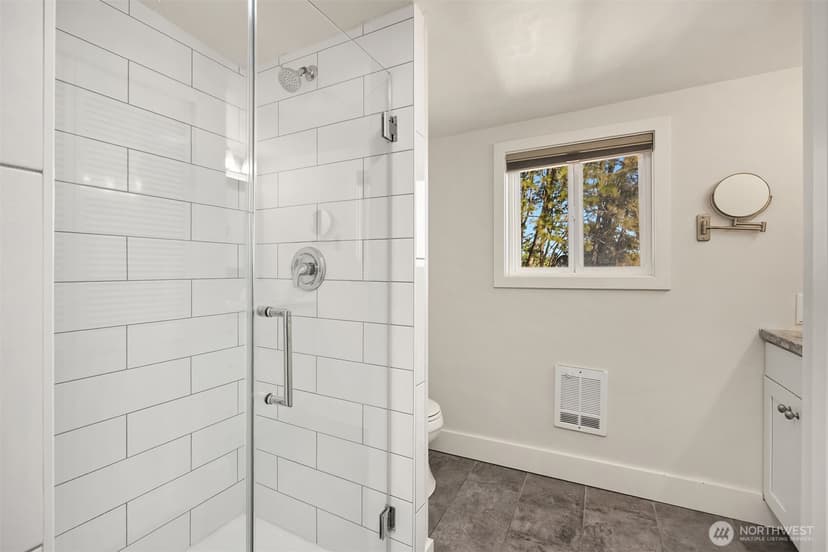 Property photo for 5430 Rockaway Beach Road NE, Bainbridge Island photo 24