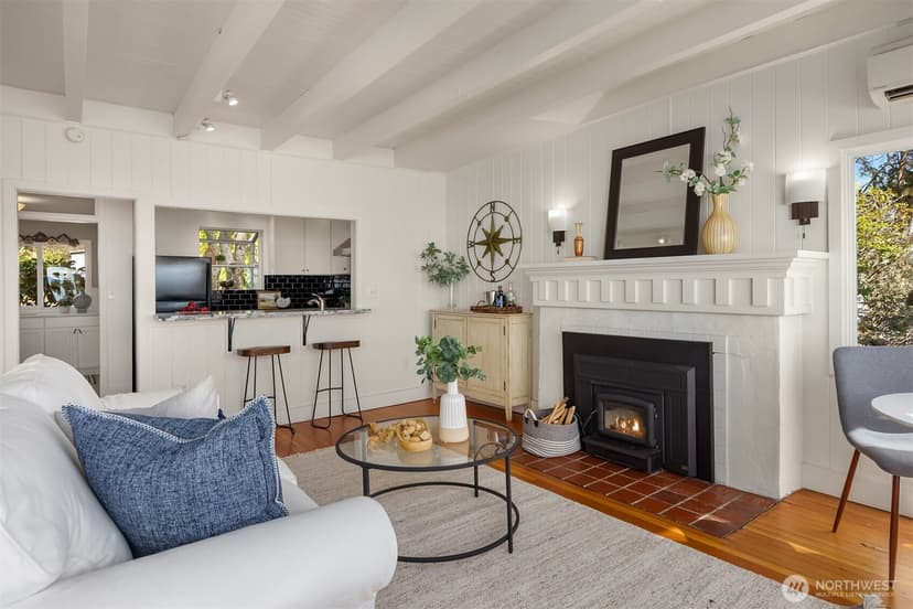 Property photo for 5430 Rockaway Beach Road NE, Bainbridge Island photo 10