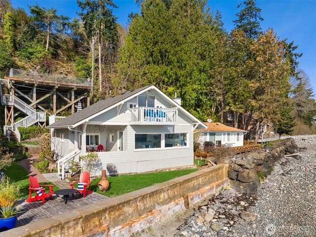 Property photo for 5430 Rockaway Beach Road NE, Bainbridge Island photo 3