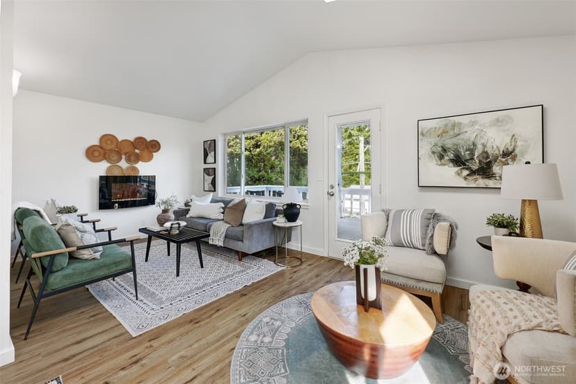 Property photo for 7737 12th Avenue SW, Seattle photo 2
