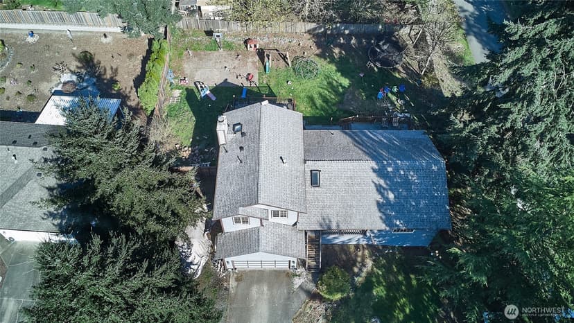 Property photo for 10417 190th Avenue Ct E, Bonney Lake photo 3