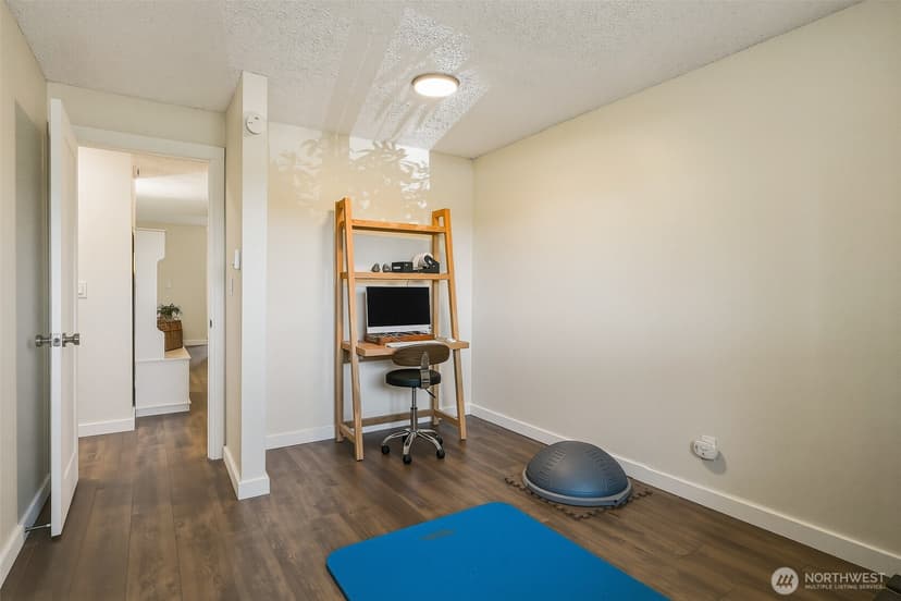 Property photo for 18906 8th Avenue NW #213, Shoreline photo 15