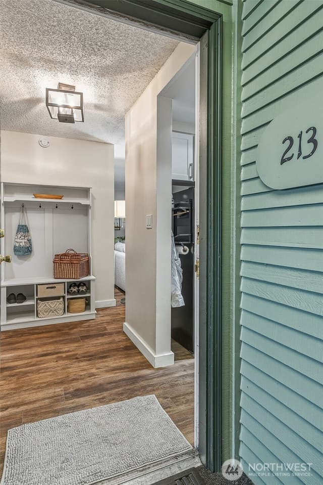 Property photo for 18906 8th Avenue NW #213, Shoreline photo 2