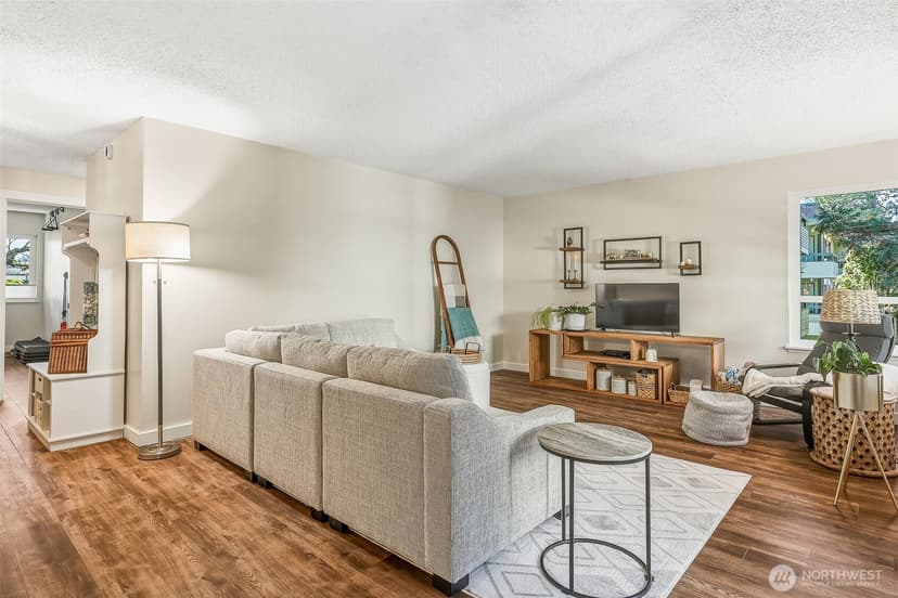 Property photo for 18906 8th Avenue NW #213, Shoreline photo 8