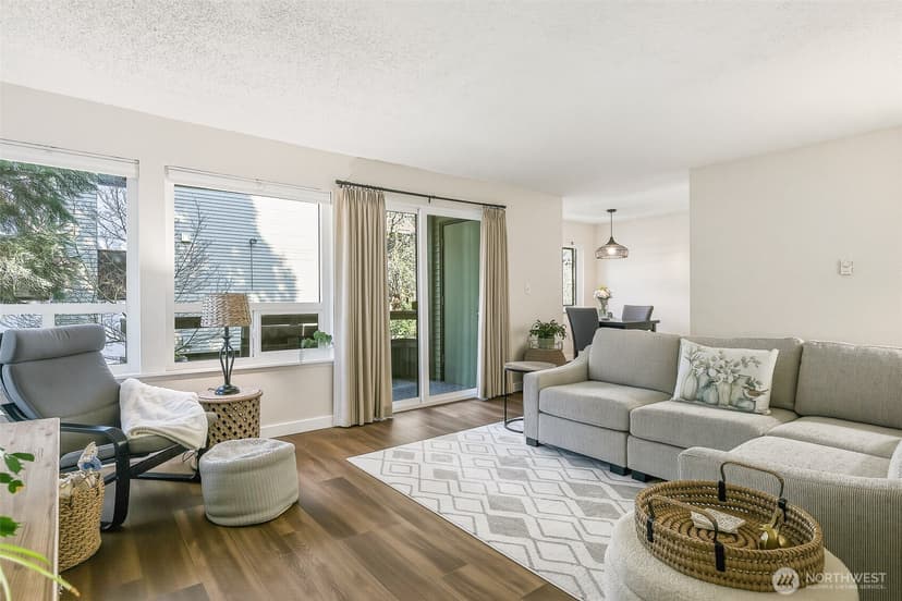 Property photo for 18906 8th Avenue NW #213, Shoreline photo 9