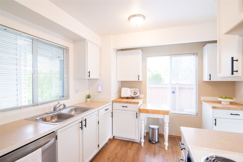 Property photo for 103 96th Avenue SE #A, Lake Stevens photo 6
