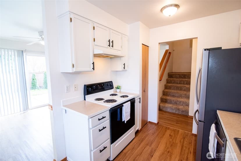 Property photo for 103 96th Avenue SE #A, Lake Stevens photo 8