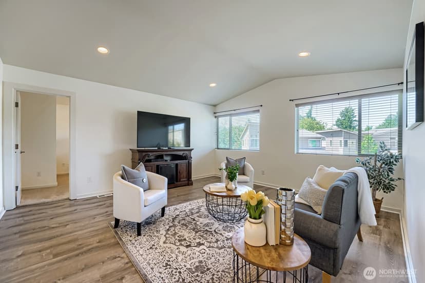 Property photo for 10701 SE 188th Street, Renton photo 18
