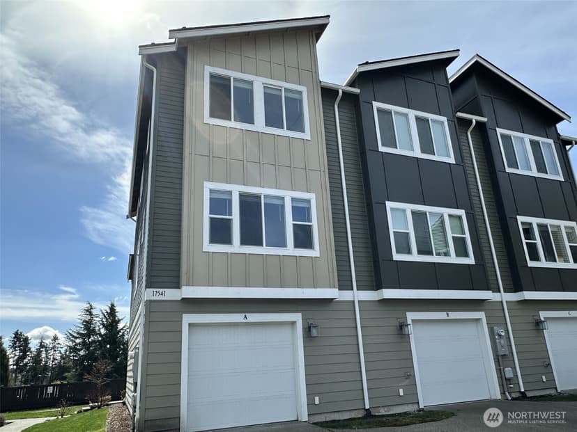 Property photo for 17541 110th Ave E #A, Puyallup photo 4