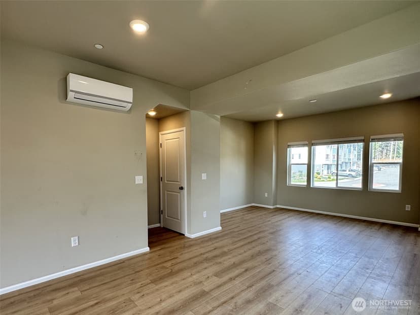 Property photo for 17541 110th Ave E #A, Puyallup photo 10