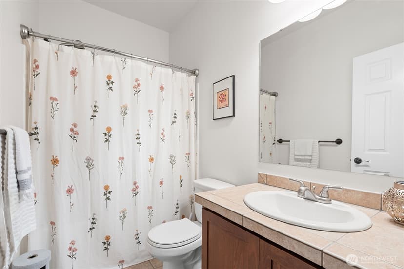 Property photo for 814 10th Street SE, Puyallup photo 22