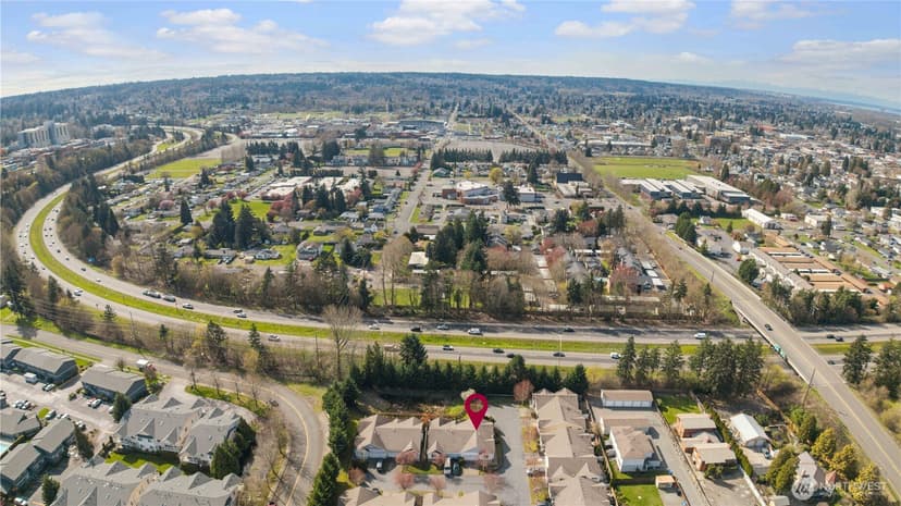 Property photo for 814 10th Street SE, Puyallup photo 34