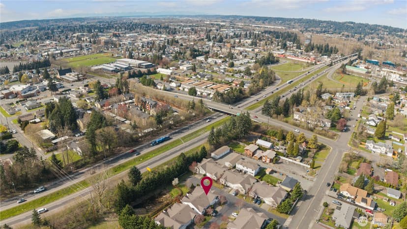 Property photo for 814 10th Street SE, Puyallup photo 35