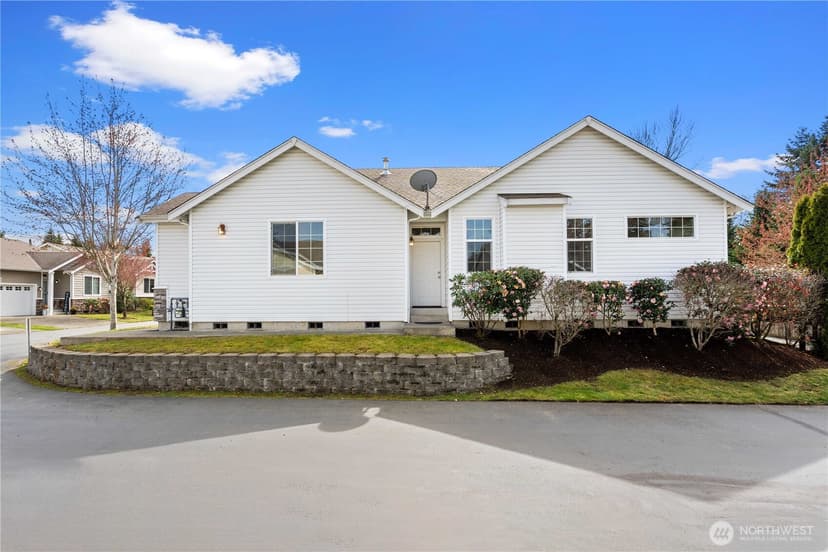 Property photo for 814 10th Street SE, Puyallup photo 31