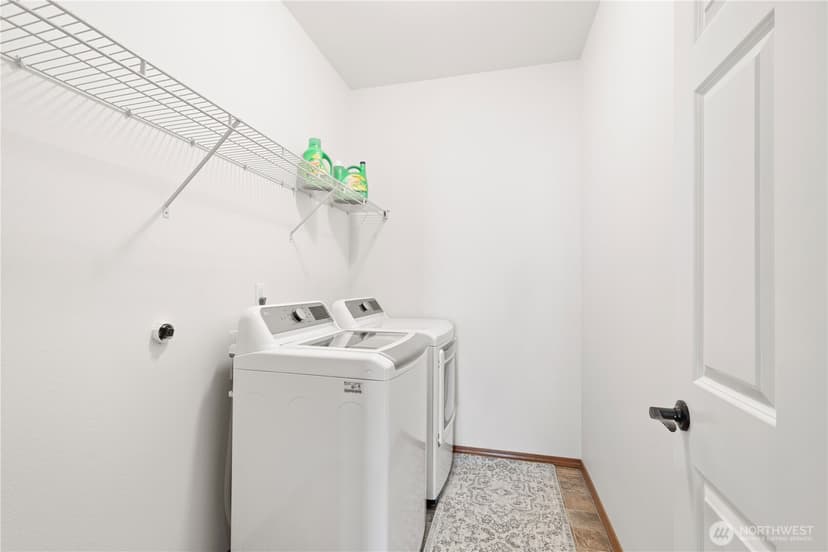 Property photo for 814 10th Street SE, Puyallup photo 21