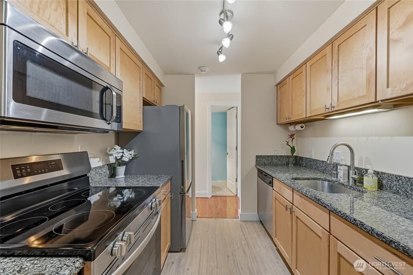 Property photo for 15827 NE Leary Way #B-116, Redmond photo 11