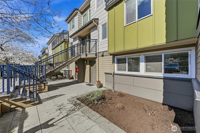 Property photo for 15827 NE Leary Way #B-116, Redmond photo 3