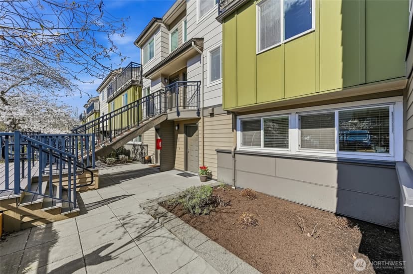Property photo for 15827 NE Leary Way #B-116, Redmond photo 3