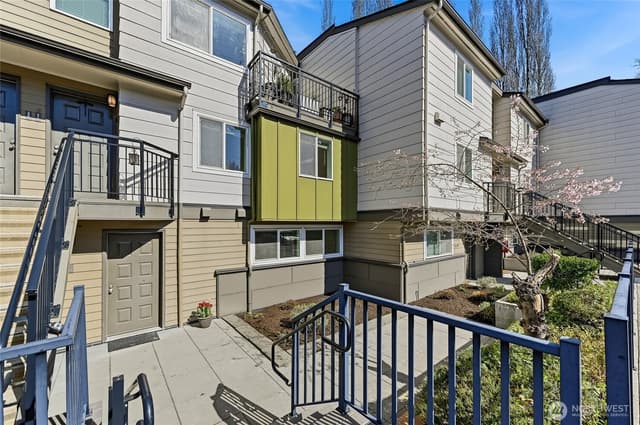 Property photo for 15827 NE Leary Way #B-116, Redmond photo 2