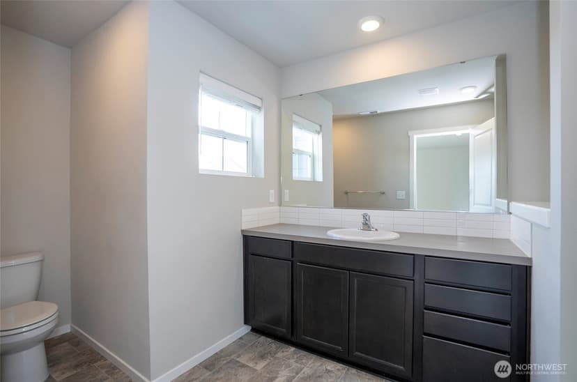 Property photo for 18703 108th Avenue E, Puyallup photo 19