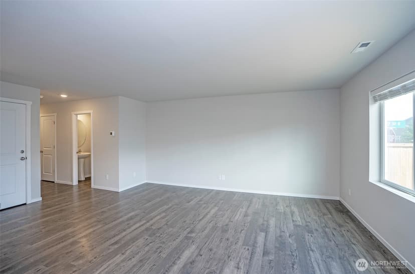 Property photo for 18703 108th Avenue E, Puyallup photo 11