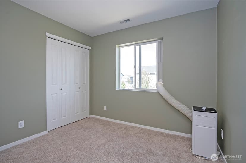 Property photo for 18703 108th Avenue E, Puyallup photo 23