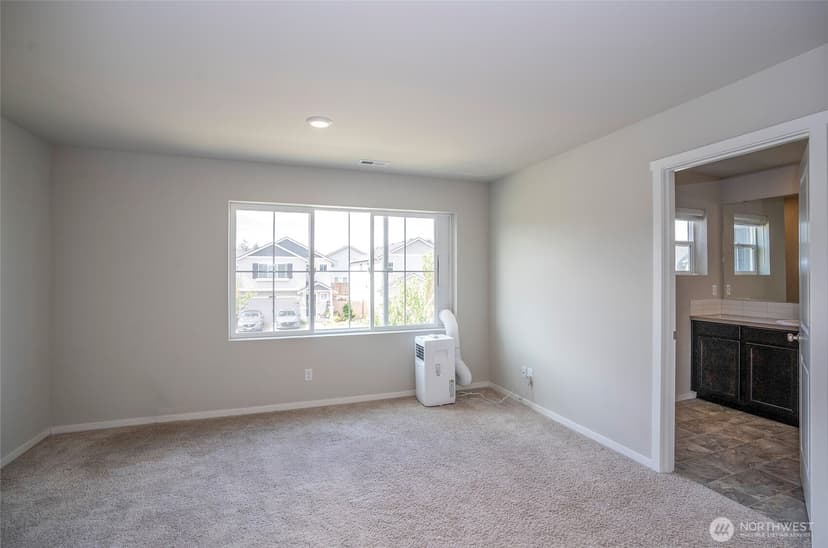 Property photo for 18703 108th Avenue E, Puyallup photo 18